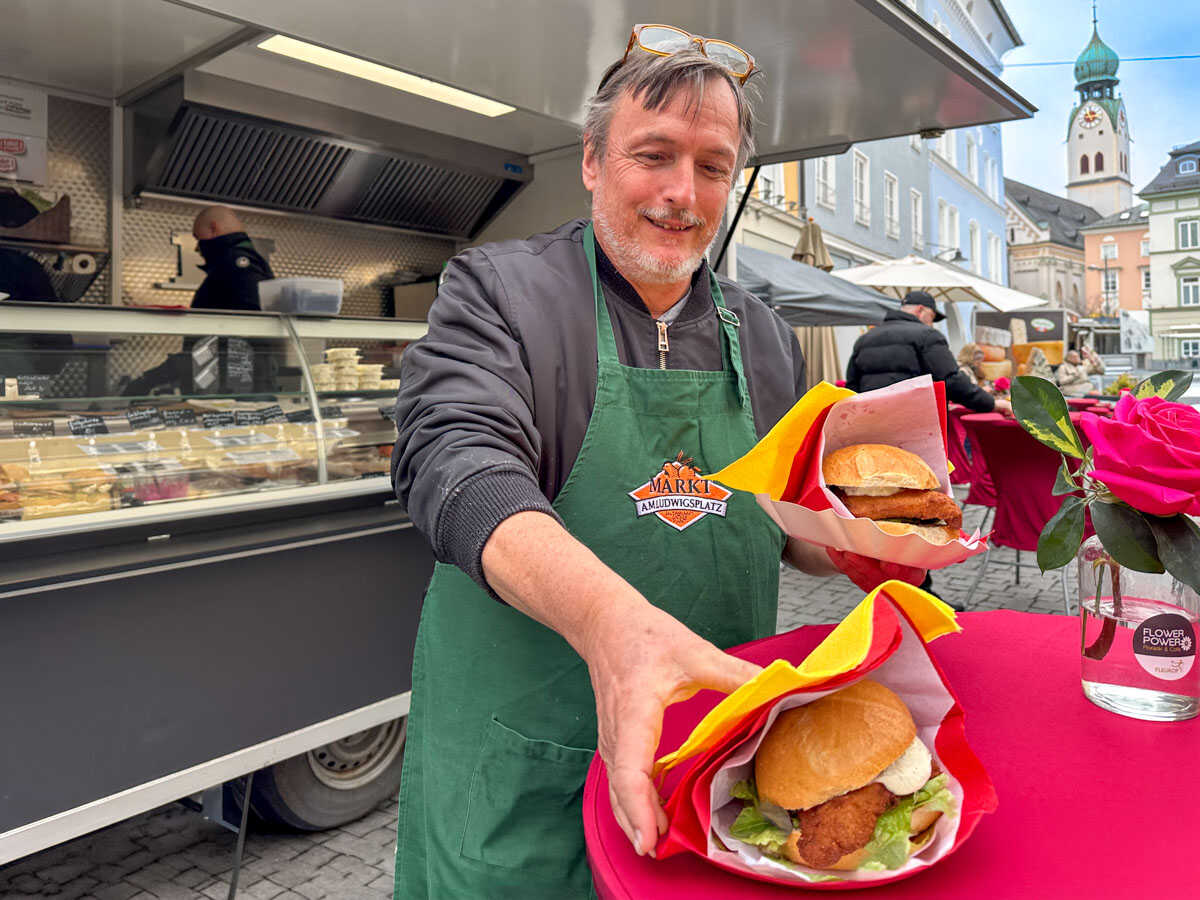 Backfischsemmel beim Walter am Grünen Markt