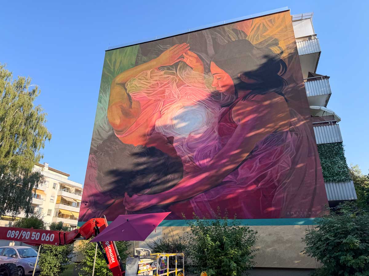 *transit art Wand Wohnhaus Schirmbeckstraße 6