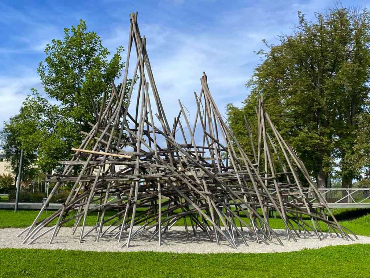 Kletterskulptur Alpenkette im Mangfallpark