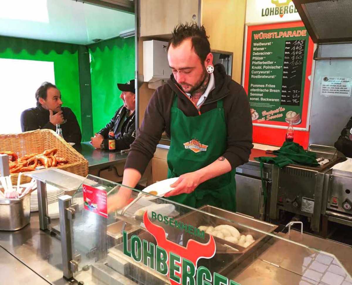 Beginnt den Tag doch mal traditionell mit einem Weißwurstfrühstück beim Lohberger!