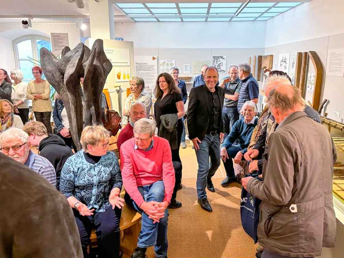 Eröffnung Ausstellung »Werkstoffe aus Holzfasern« im Holztechnischen Museum