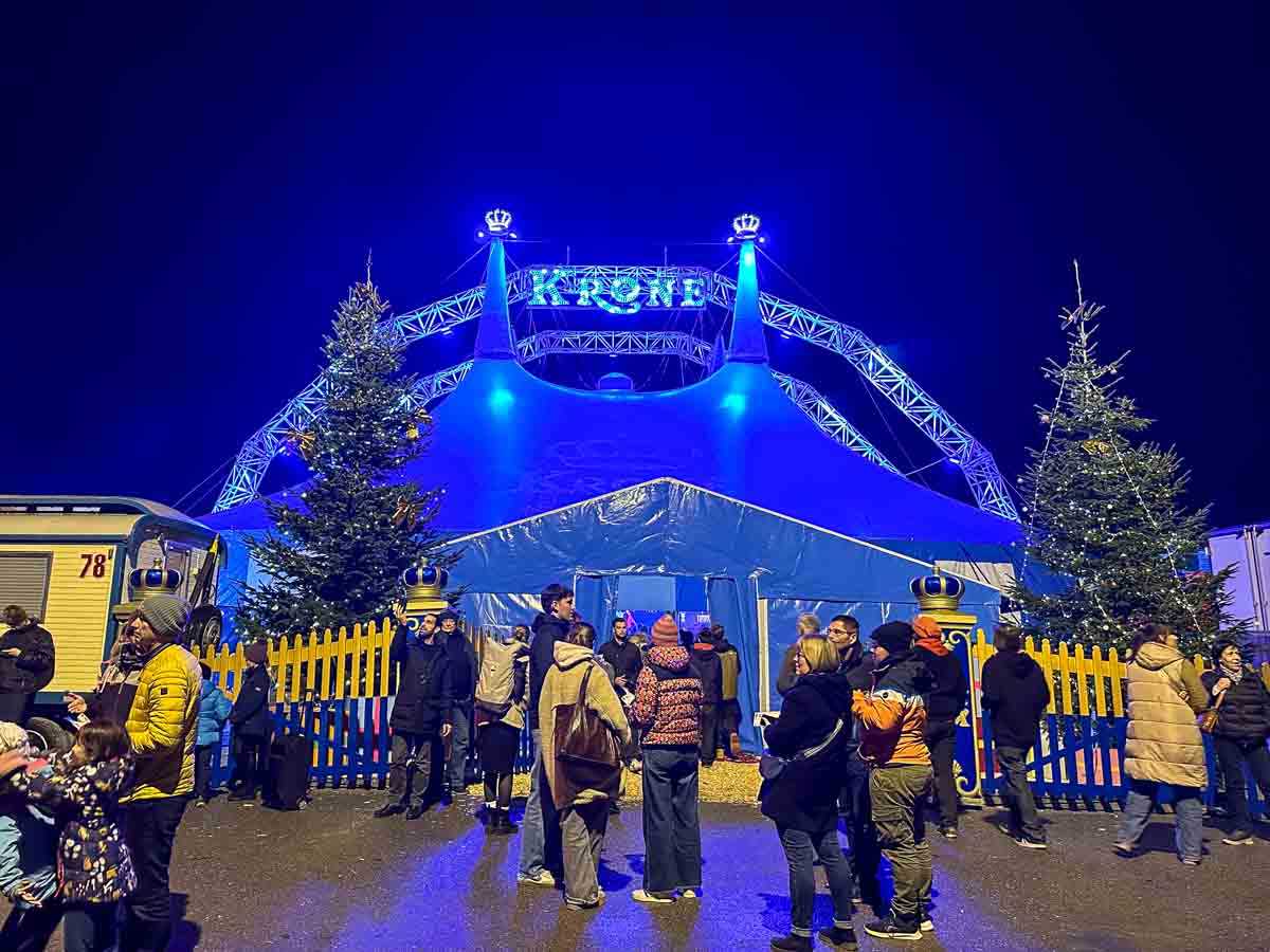 premiere_weihnachtscircus_circus_krone_copyright_stadttipps_rosenheim_01