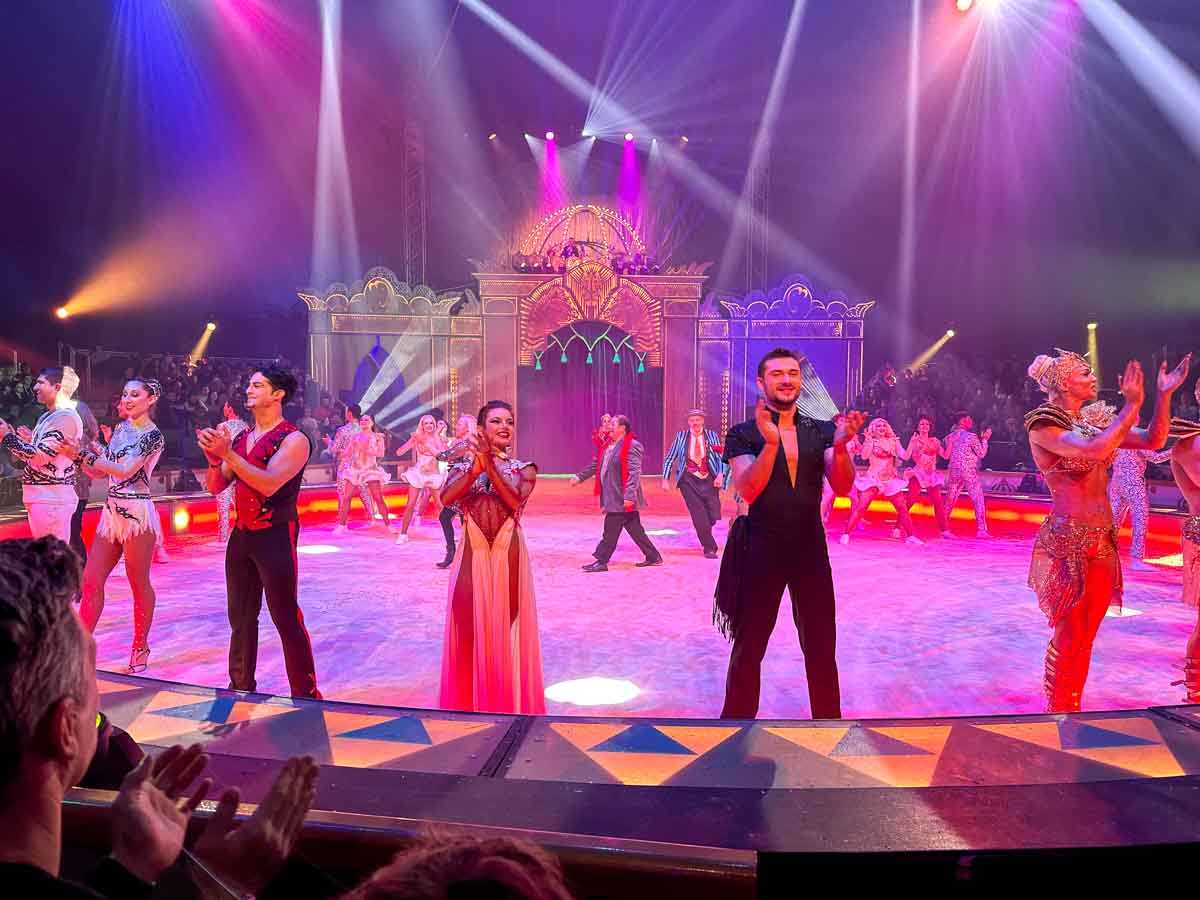 premiere_weihnachtscircus_circus_krone_copyright_stadttipps_rosenheim_61