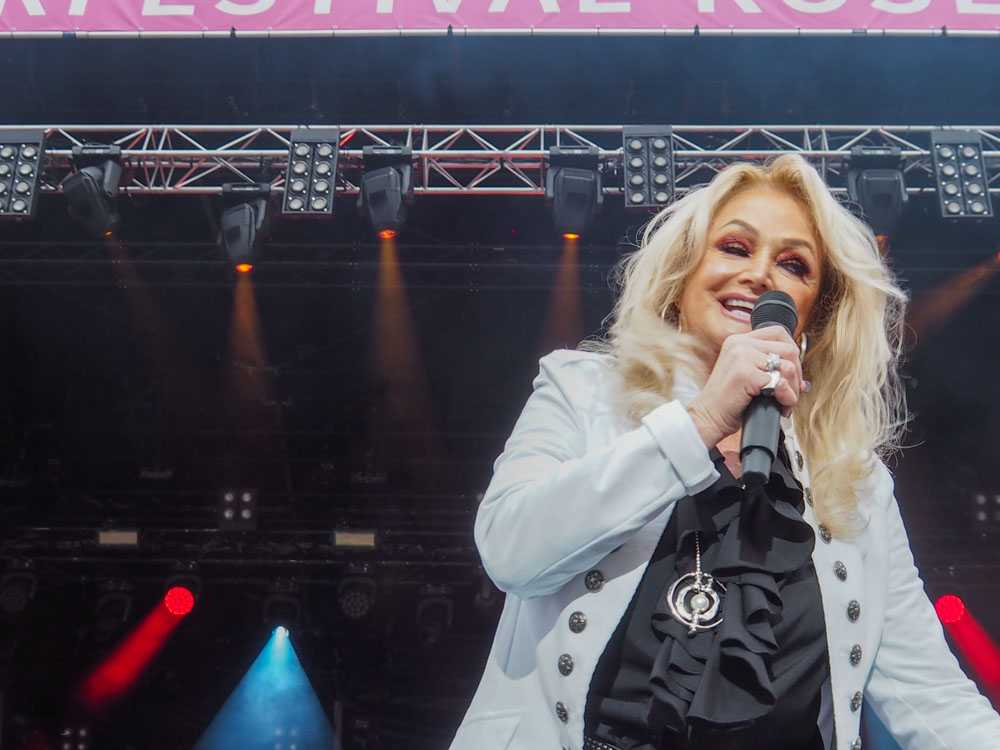 sommerfestival_bonnie_tyler_copyright_stadttipps_rosenheim_52