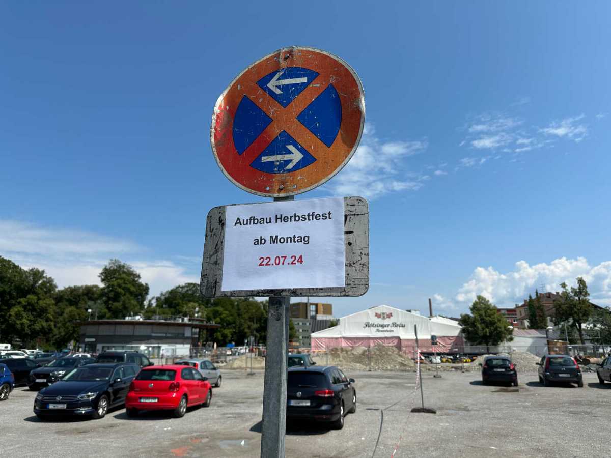 Herbstfestaufbau: Parken auf der Loretowiese ab 22.07.2024 nur noch eingeschränkt möglich.